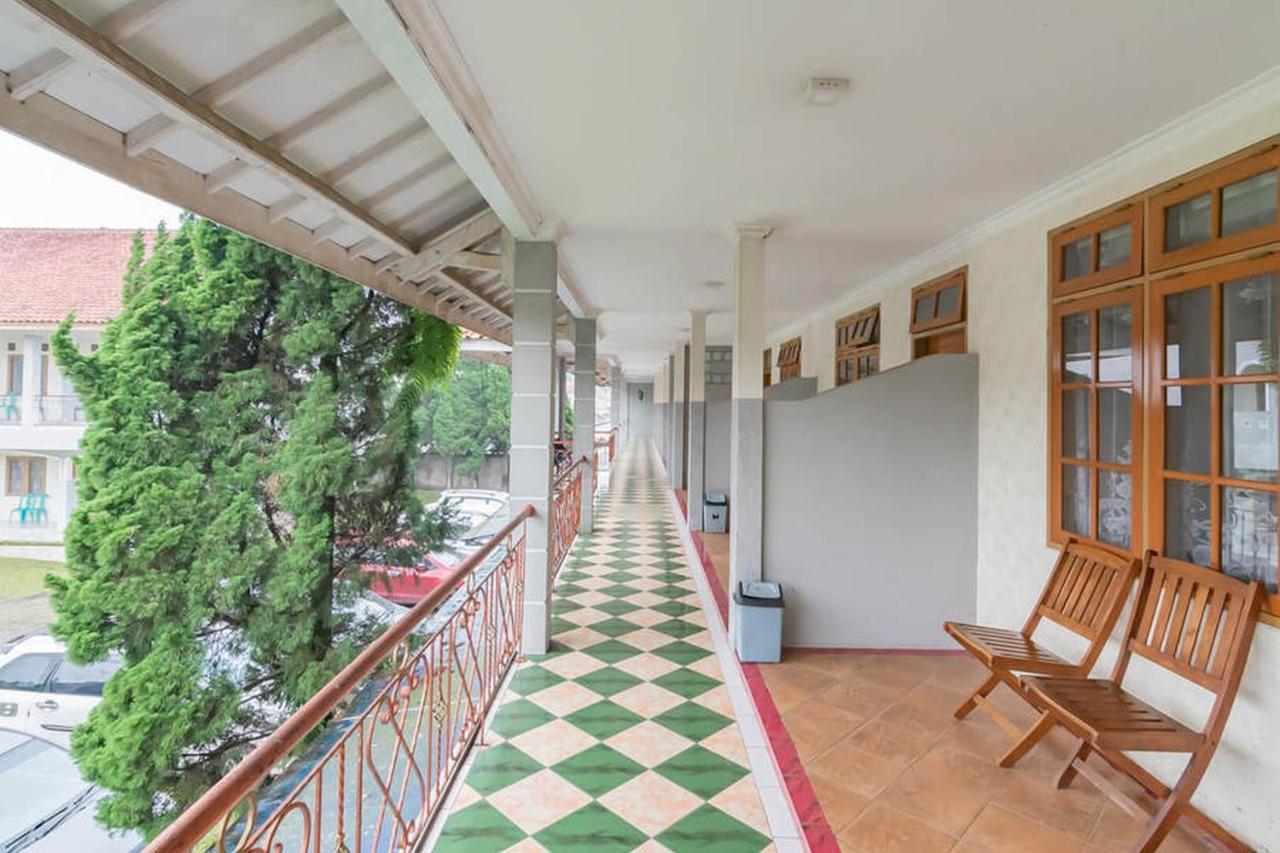Hotel Puspa Sari Redpartner Ciater Exterior foto