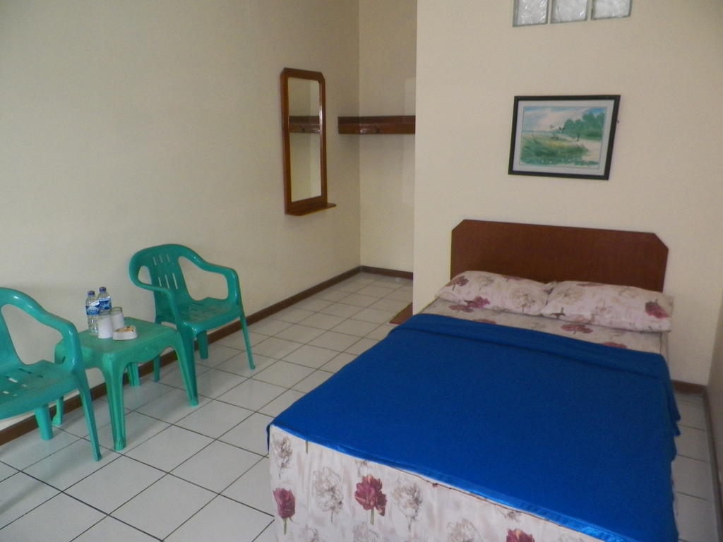 Hotel Puspa Sari Redpartner Ciater Quarto foto